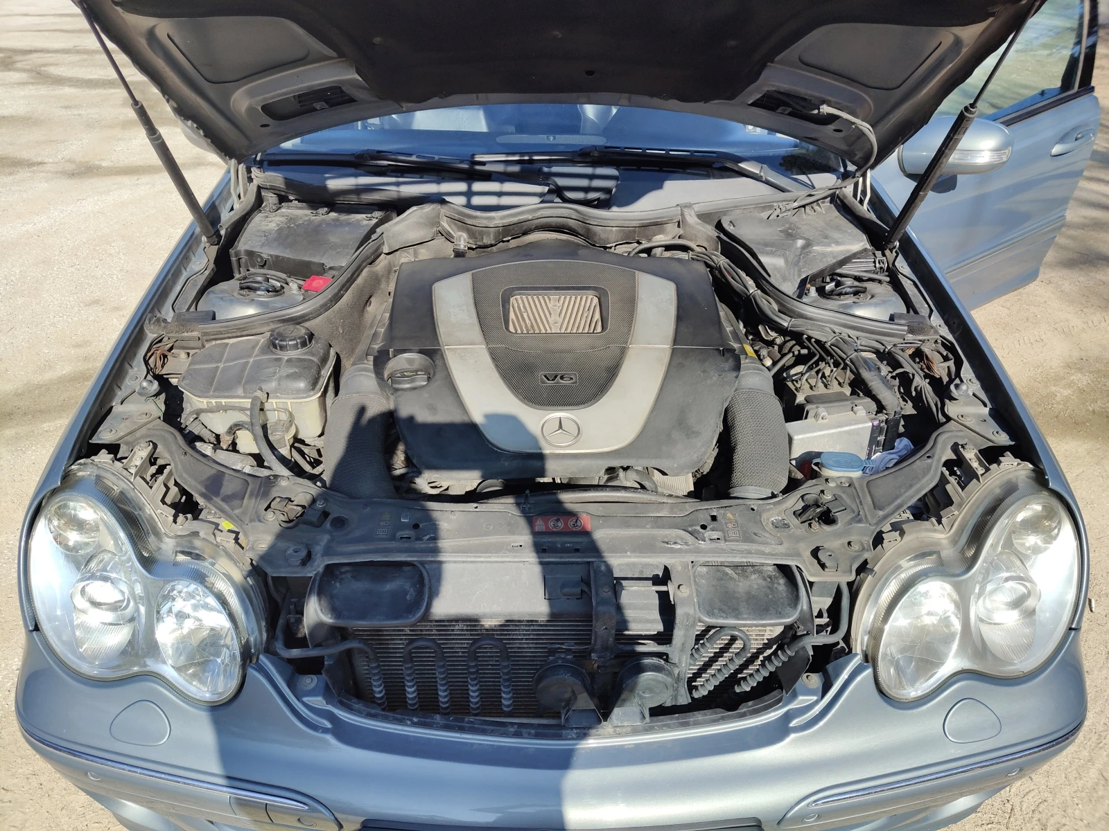 Mercedes-Benz C 280 LPG 7G, снимка 14 - Автомобили и джипове - 53745734