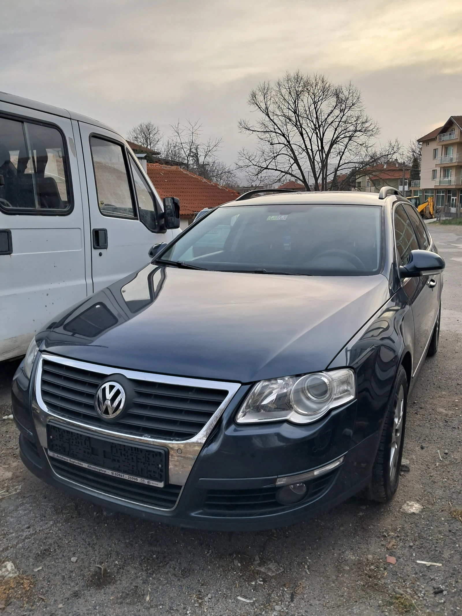 VW Passat, снимка 12 - Автомобили и джипове - 53770692