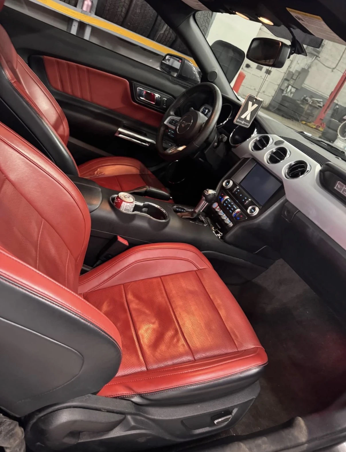 Ford Mustang EcoBoost | Обдухване | Червена Кожа | Carfax | , снимка 6 - Автомобили и джипове - 53867127