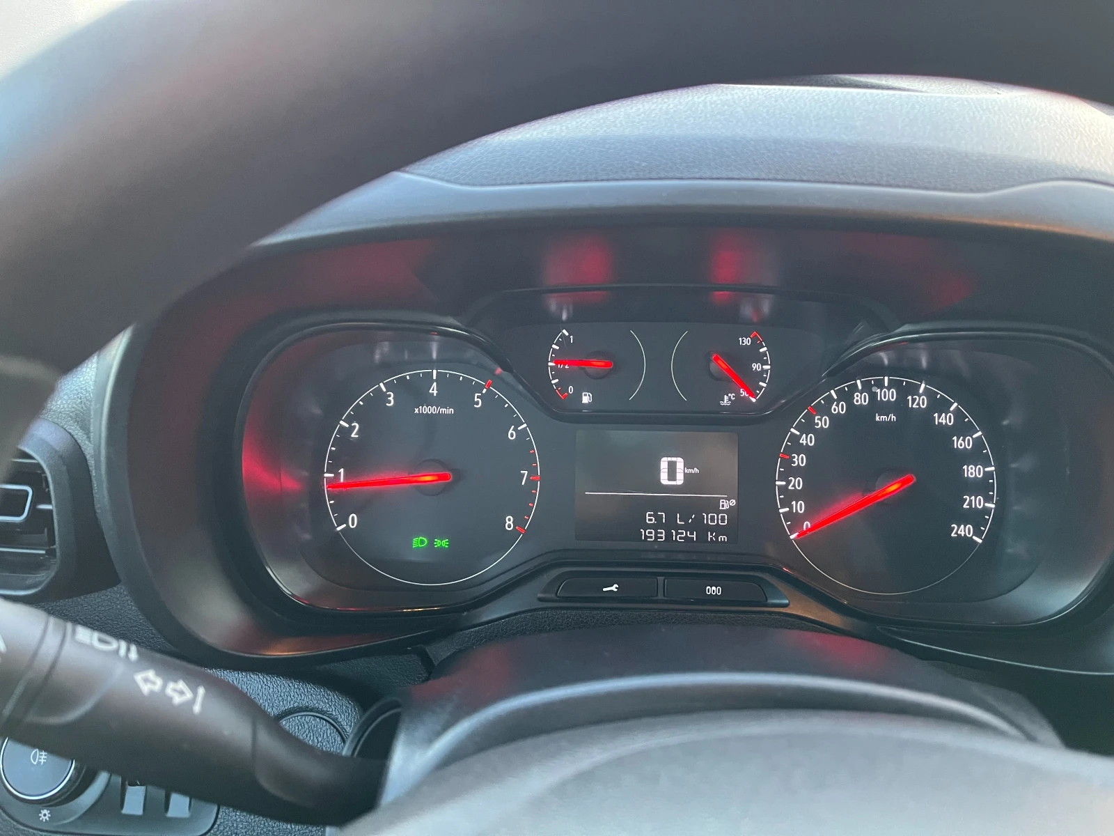 Opel Combo 1.5Maxi, снимка 9 - Автомобили и джипове - 53903454