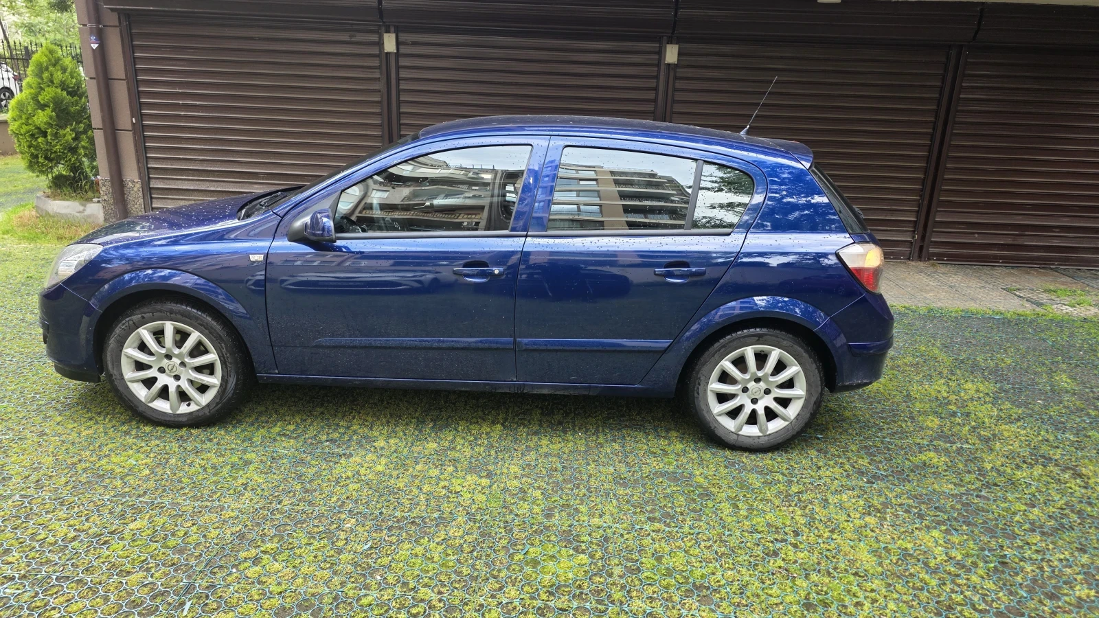 Opel Astra, снимка 3 - Автомобили и джипове - 54759524