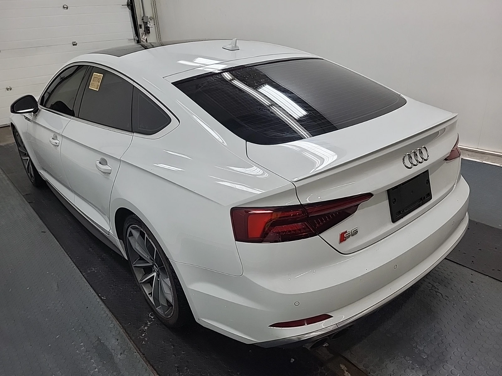 Audi S5 Technik * Blind Spot *  CARFAX * АВТО КРЕДИТ * , снимка 5 - Автомобили и джипове - 54825878