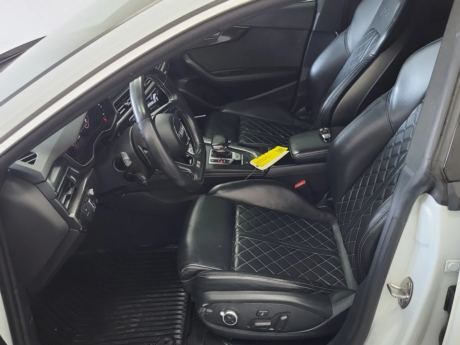 Audi S5 Technik * Blind Spot *  CARFAX * АВТО КРЕДИТ * , снимка 10 - Автомобили и джипове - 54825878