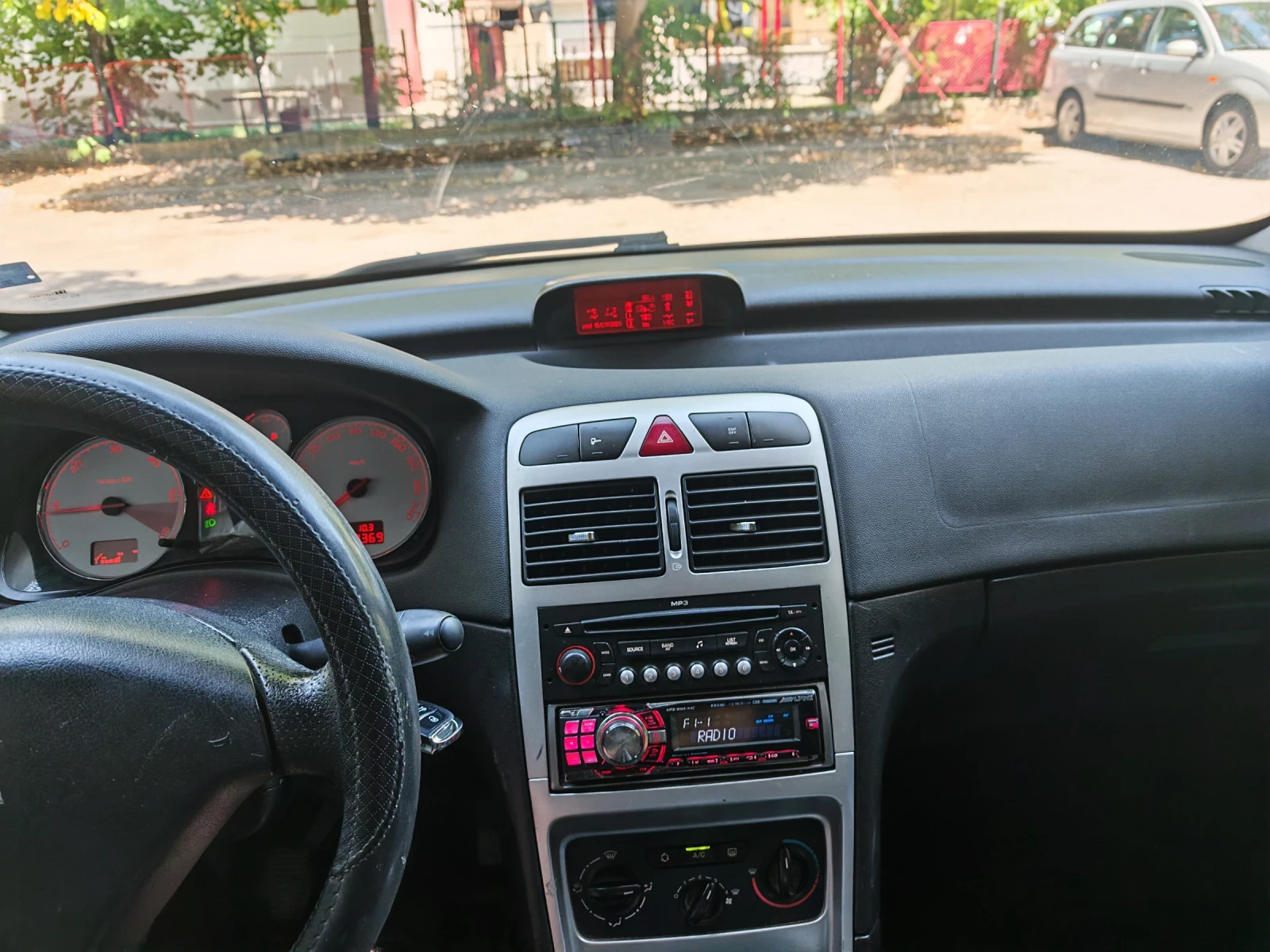 Peugeot 307 307 SW, снимка 9 - Автомобили и джипове - 55298223