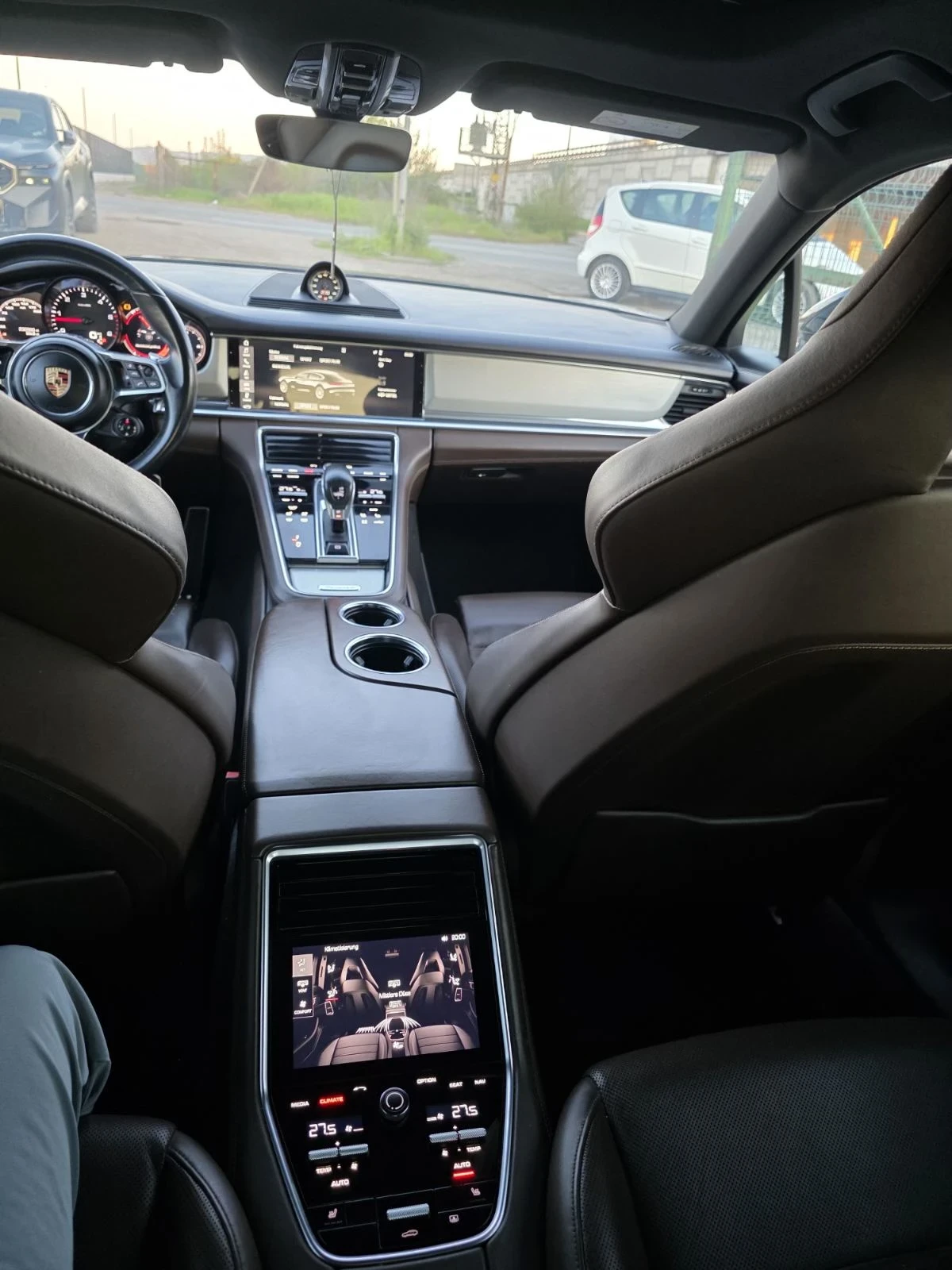 Porsche Panamera, снимка 10 - Автомобили и джипове - 55426284