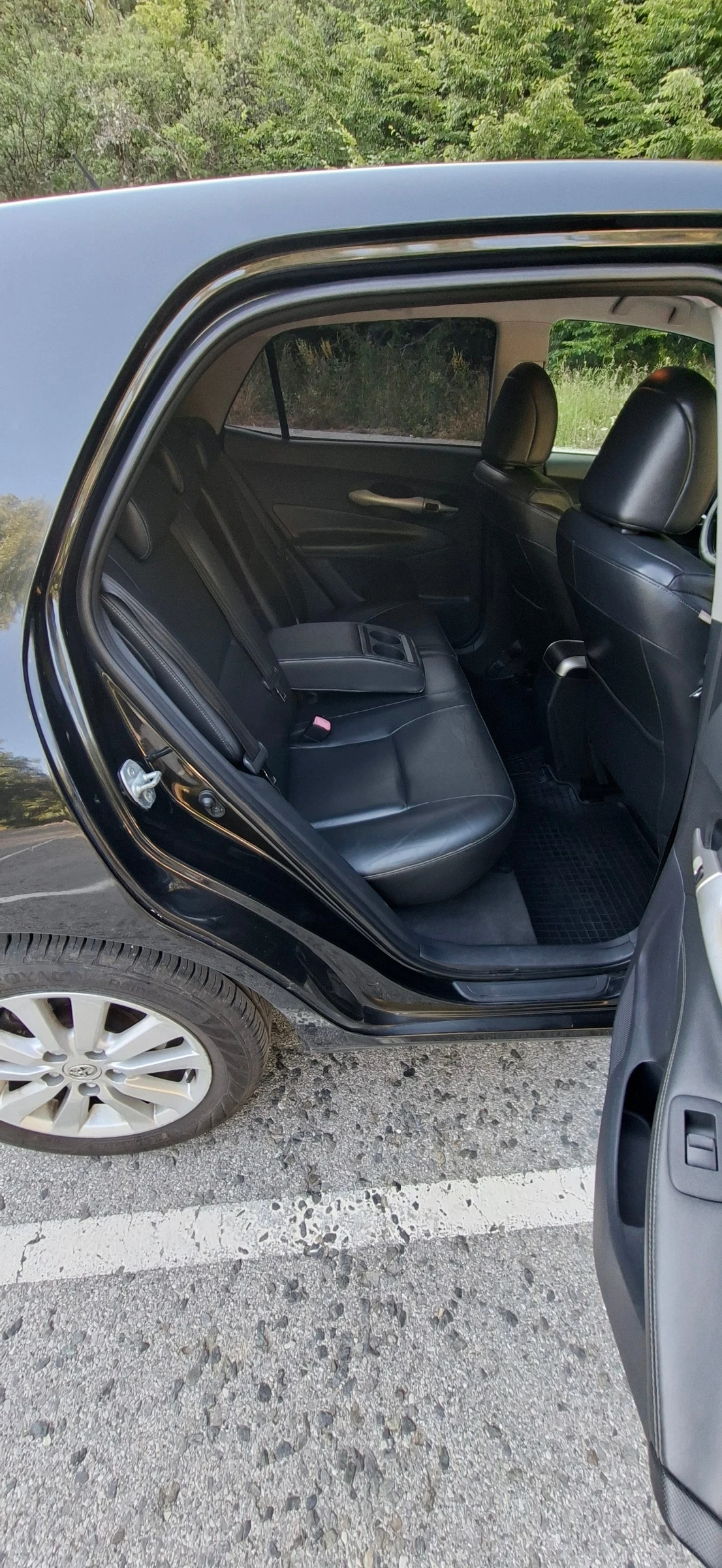 Toyota Auris, снимка 8 - Автомобили и джипове - 55994562