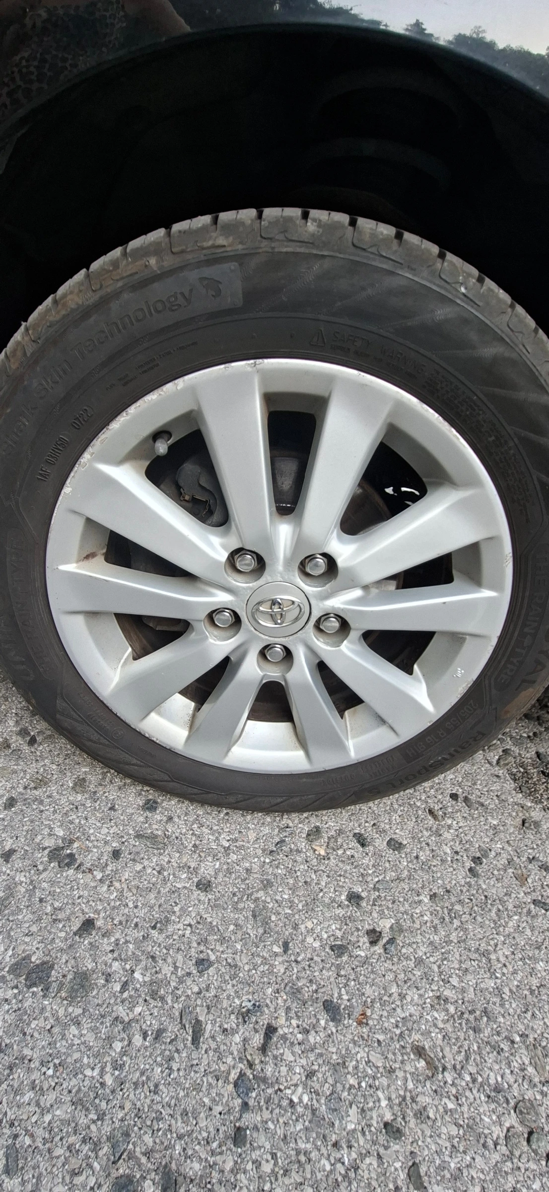 Toyota Auris, снимка 13 - Автомобили и джипове - 55994562