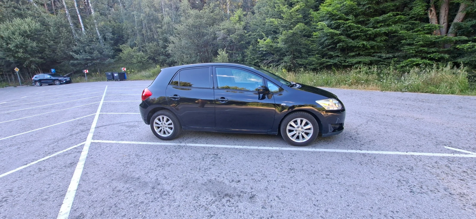 Toyota Auris, снимка 5 - Автомобили и джипове - 55994562