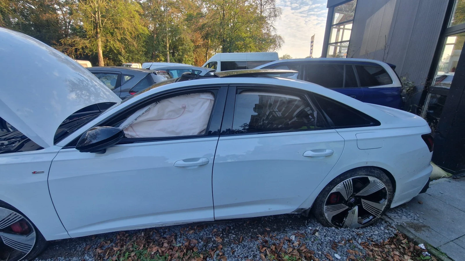 Audi A6 A6 ������ �������� 380�.�. | Mobile.bg � ����������� 4