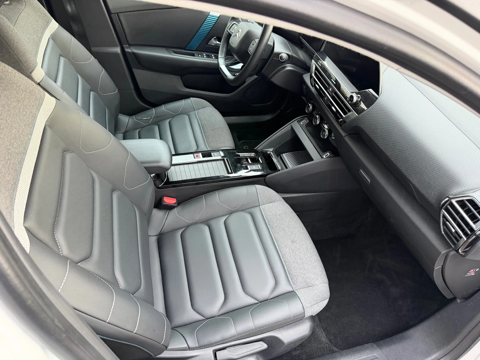 Citroen C4 E-C4, снимка 11 - Автомобили и джипове - 56709455