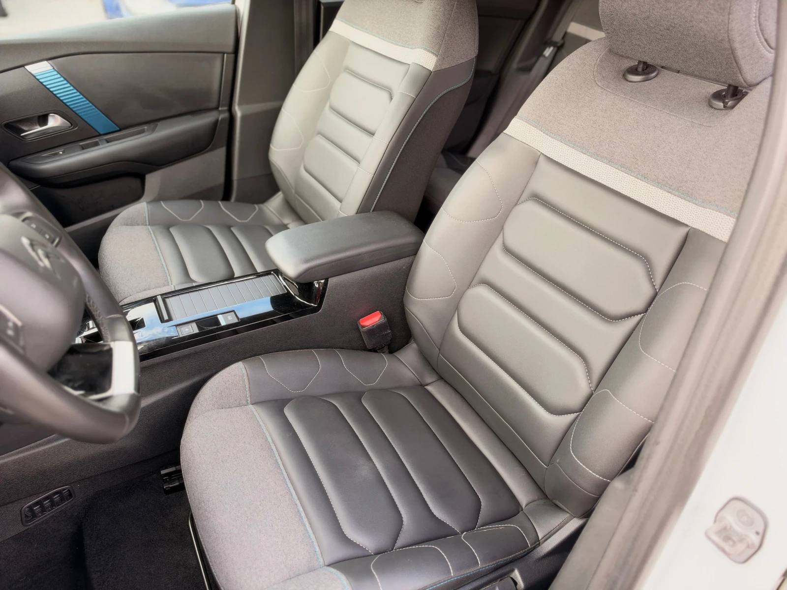 Citroen C4 E-C4/50KW/HEAD UP/ПОДГРЕВ, снимка 11 - Автомобили и джипове - 56709455
