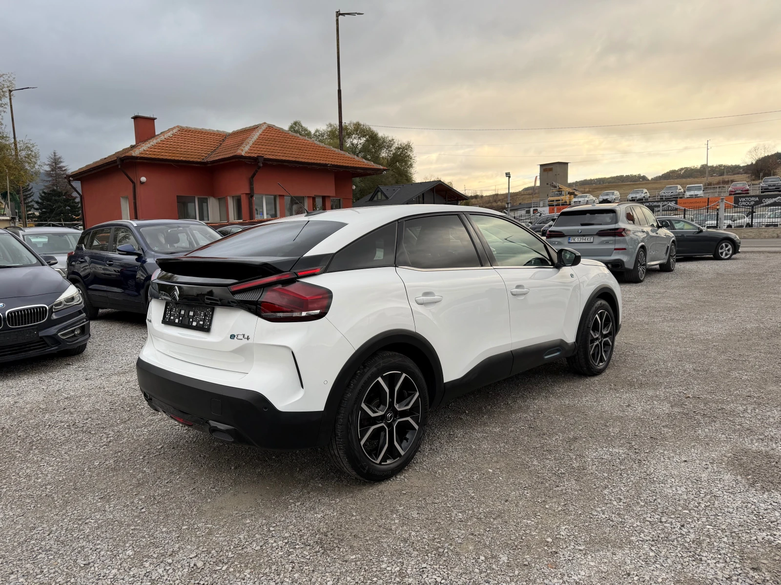 Citroen C4 E-C4, снимка 4 - Автомобили и джипове - 56709455