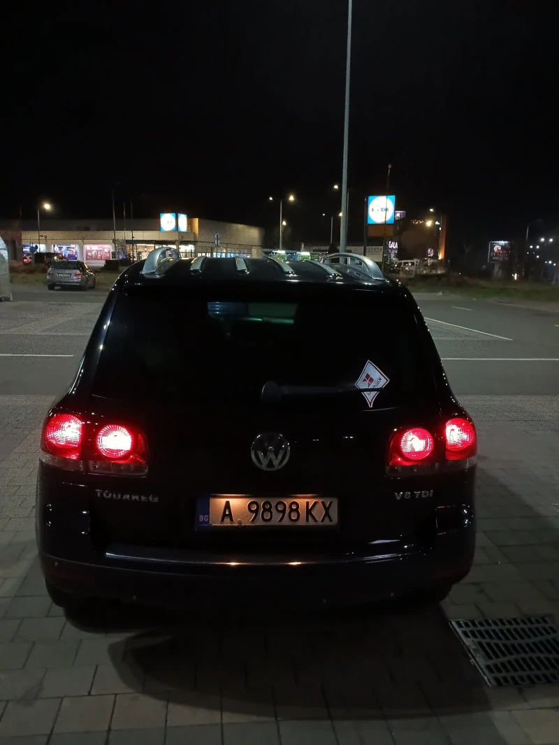 VW Touareg, снимка 3 - Автомобили и джипове - 48983866