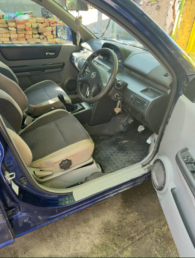 Nissan X-trail 2.0, снимка 8 - Автомобили и джипове - 52113897