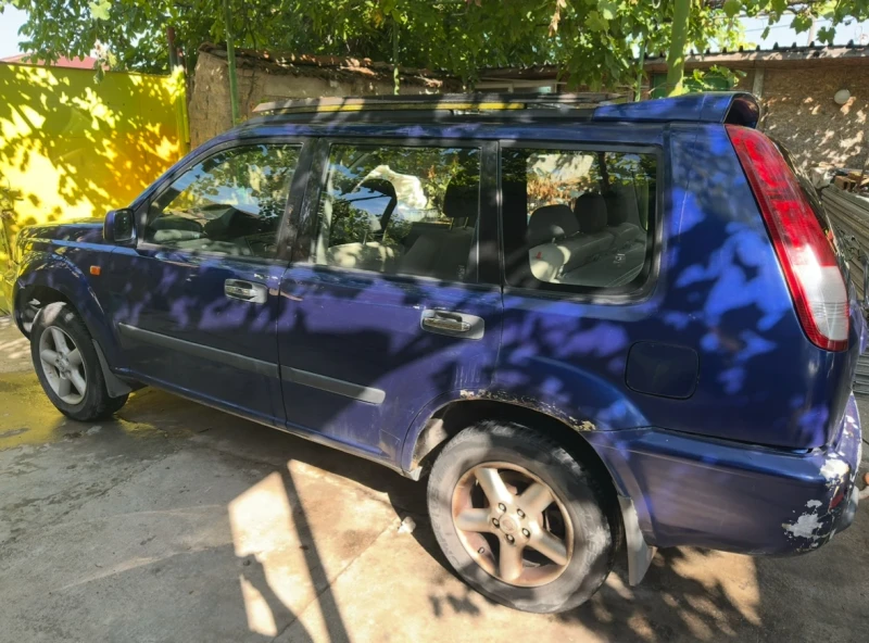 Nissan X-trail 2.0, снимка 5 - Автомобили и джипове - 52113897