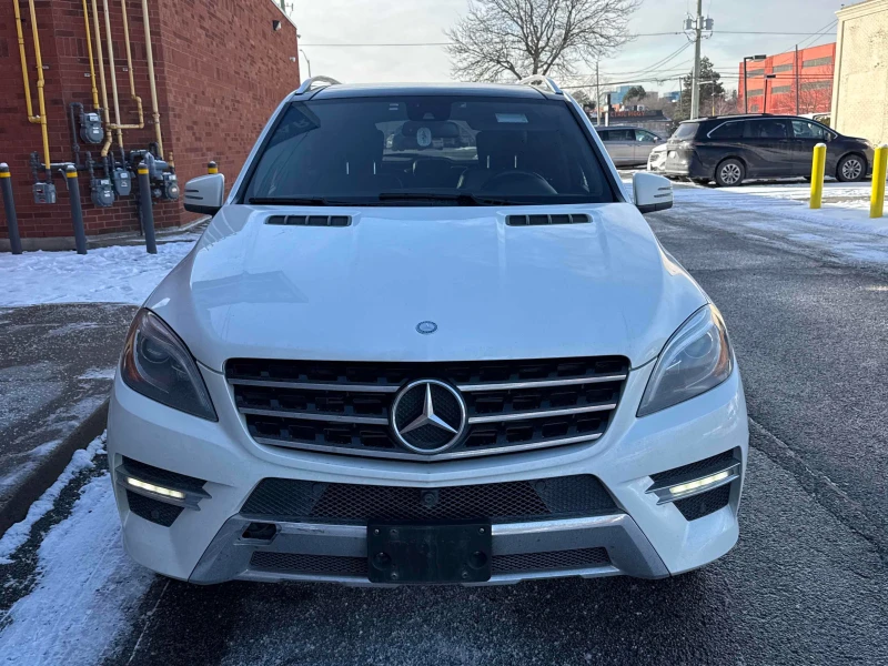 Mercedes-Benz ML 350 4M* AMG-pkg* Пано* Подгрев* 360View* Harman/Kardon, снимка 2 - Автомобили и джипове - 52707838