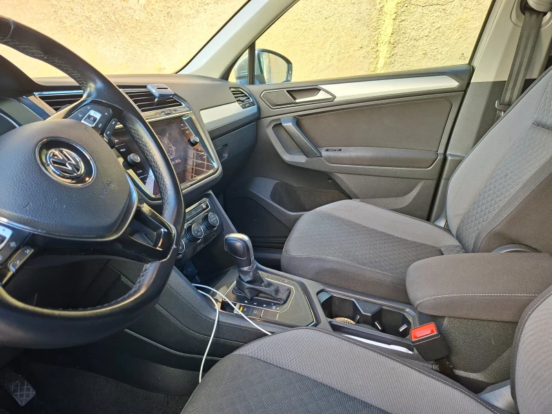 VW Tiguan, снимка 10 - Автомобили и джипове - 53518712