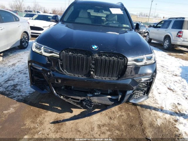 BMW X7 xDRIVE50i, снимка 6 - Автомобили и джипове - 54342382