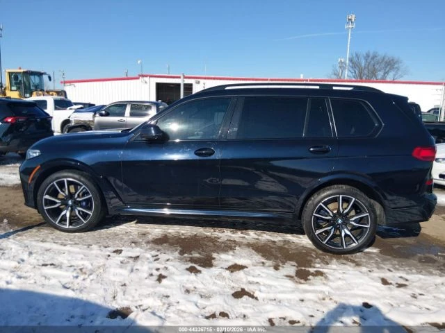BMW X7 xDRIVE50i, снимка 13 - Автомобили и джипове - 54342382