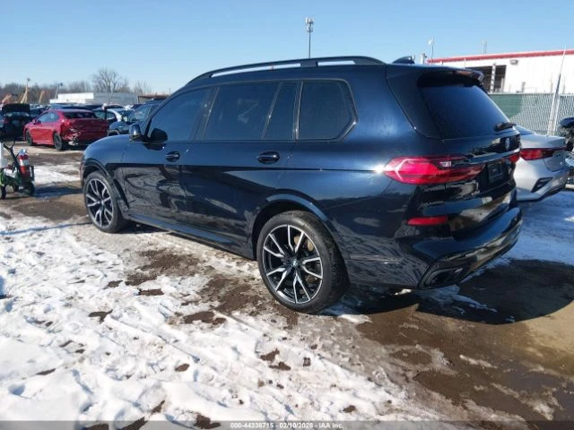 BMW X7 xDRIVE50i, снимка 3 - Автомобили и джипове - 54342382