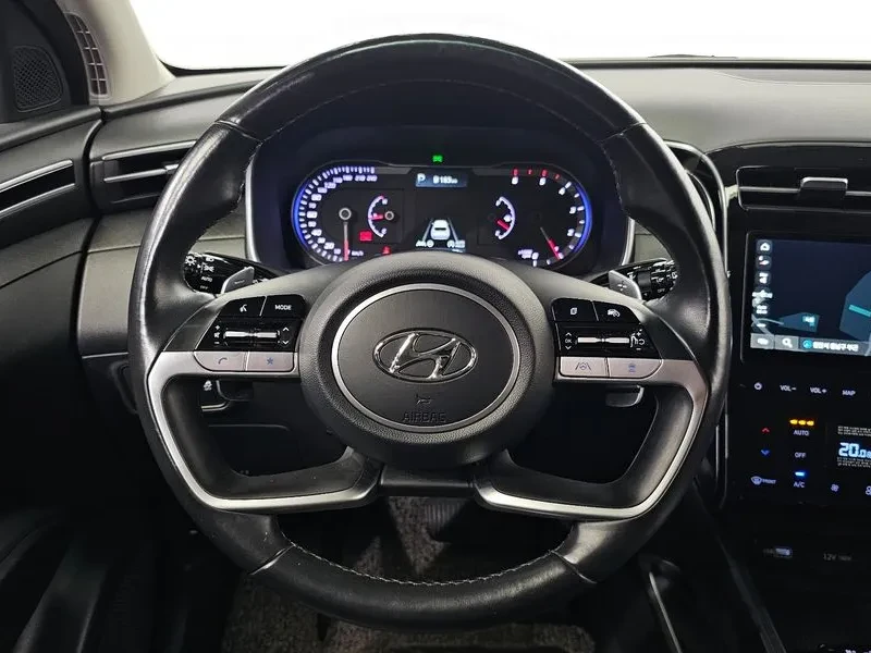 Hyundai Tucson Diesel 2.0 2Wd Premium, снимка 14 - Автомобили и джипове - 55616135