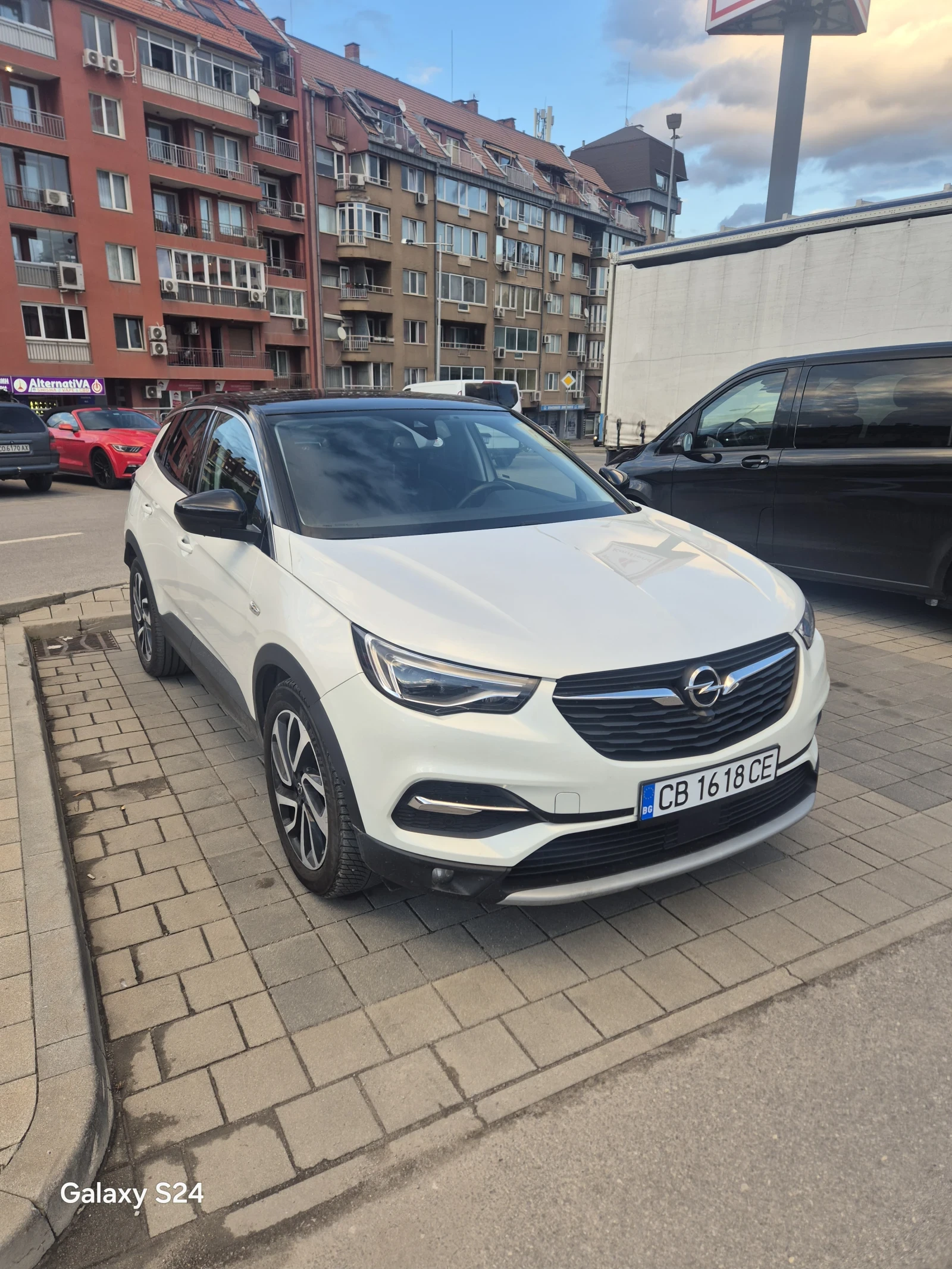 Opel Grandland X 2.0 TDI turbo 4x4 - изображение 10