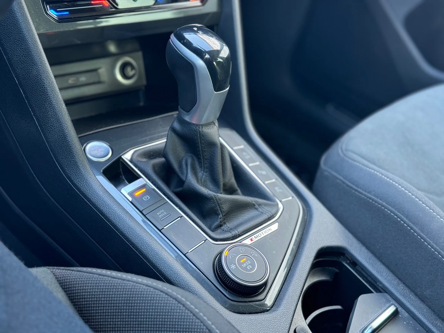 VW Tiguan Elegance 2.0 TDI SCR 4MOTION DSG | Mobile.bg � ����������� 7