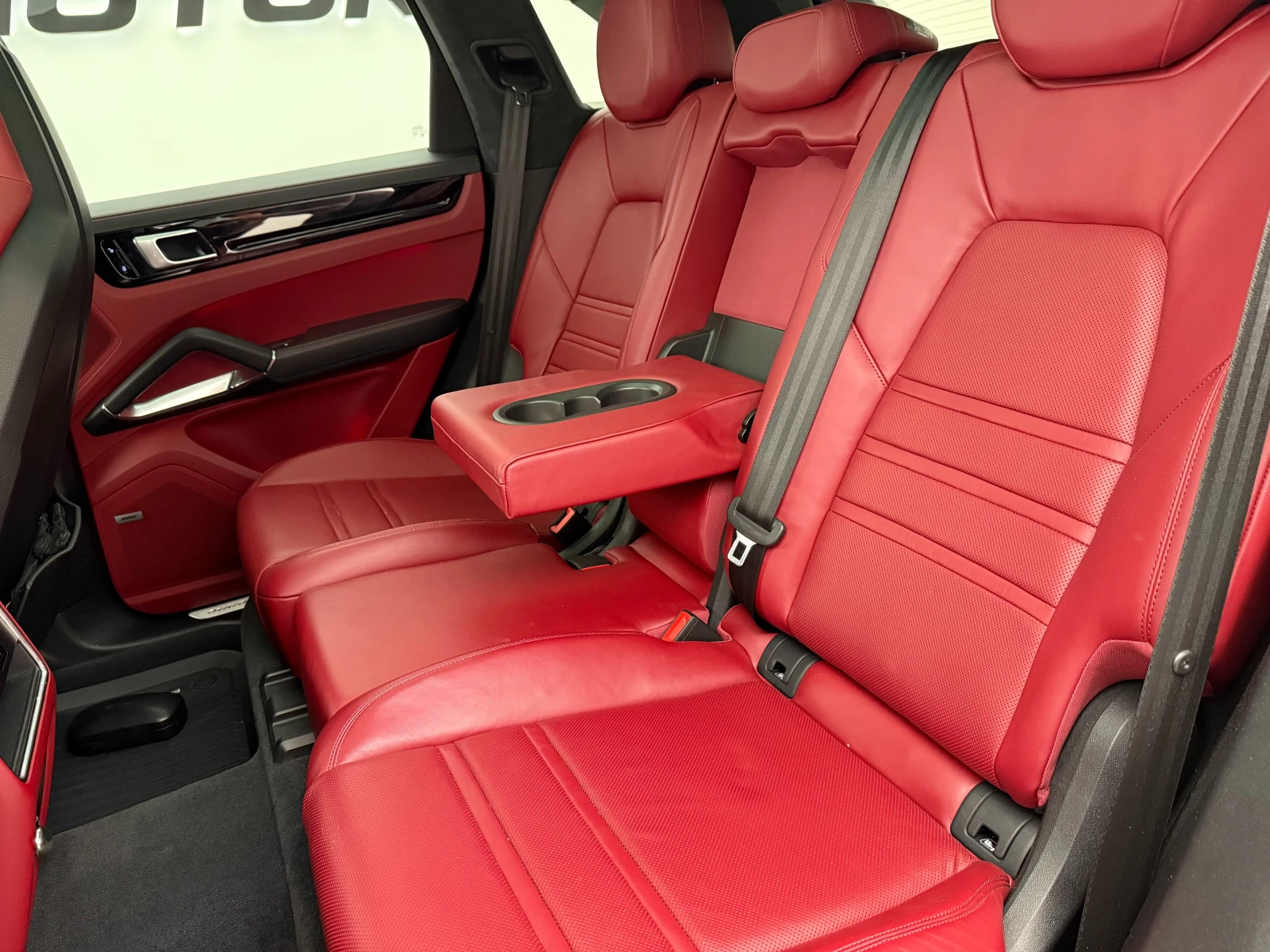 Porsche Cayenne Turbo* Sport Chrono  | Mobile.bg   12