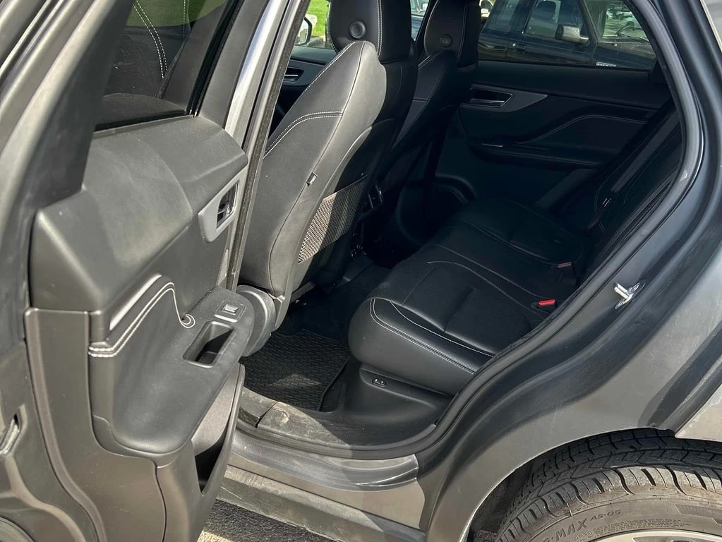 Jaguar F-PACE S  CARFAX - изображение 10