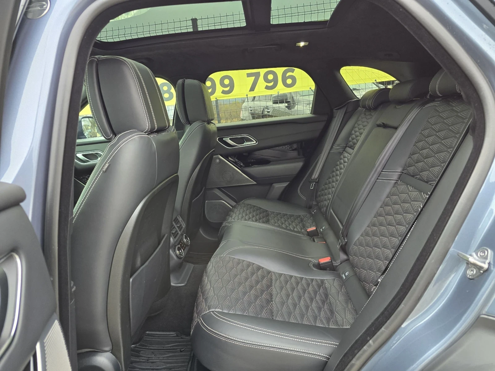 Land Rover Range Rover Velar SV/AUTOBIOGRAPHY/PANORAMA/CAMERA/76KM | Mobile.bg   10