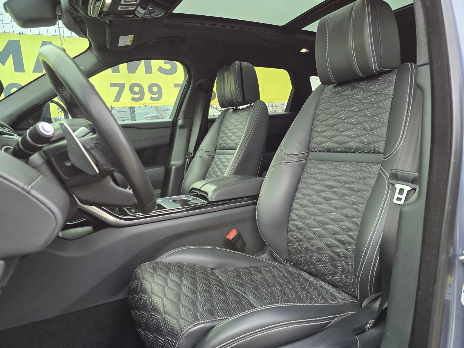 Land Rover Range Rover Velar SV/AUTOBIOGRAPHY/PANORAMA/CAMERA/76KM | Mobile.bg   8