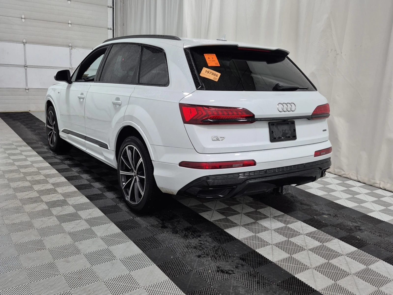 Audi Q7 * KOMFORT * CARFAX * ЦЕНА ДО БЪЛГАРИЯ - изображение 4