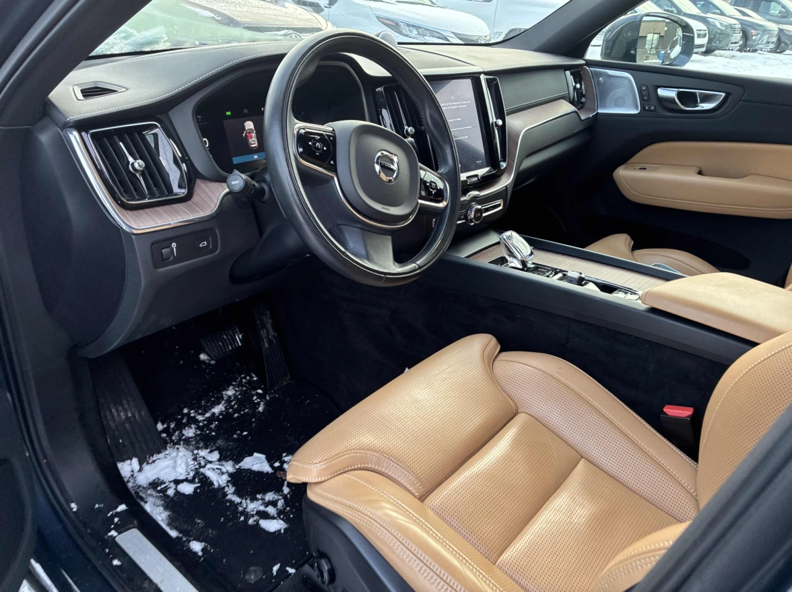 Volvo XC60 2022 VOLVO XC60 B6 INSCRIPTION - изображение 6