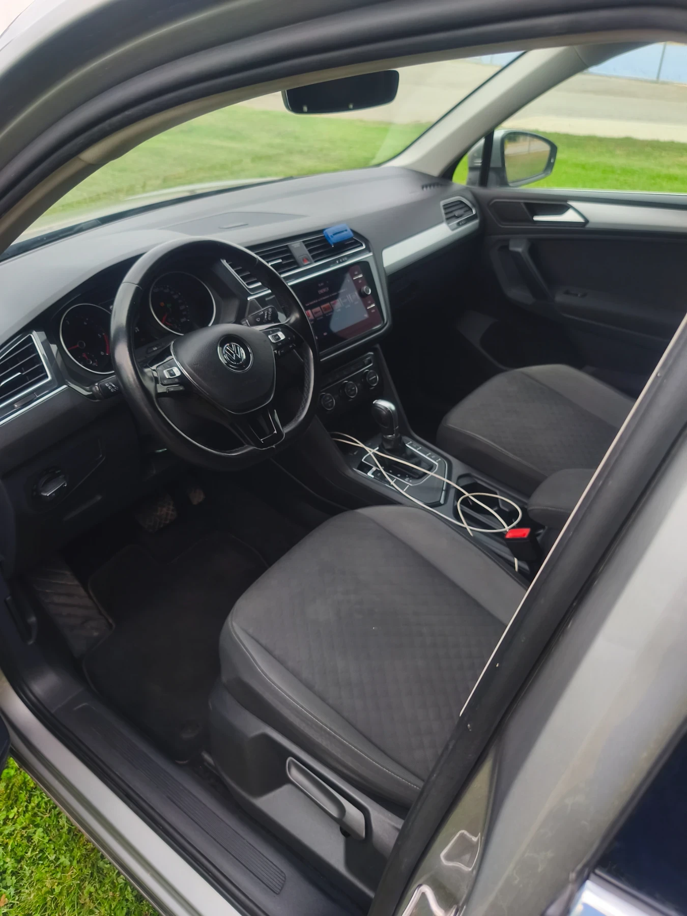 VW Tiguan 2.0 D 150, снимка 9 - Автомобили и джипове - 55702033
