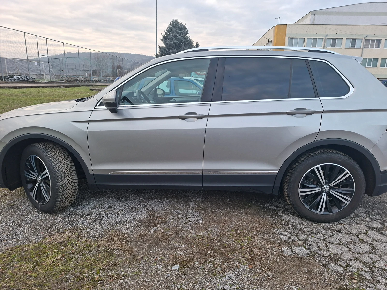 VW Tiguan  - изображение 5