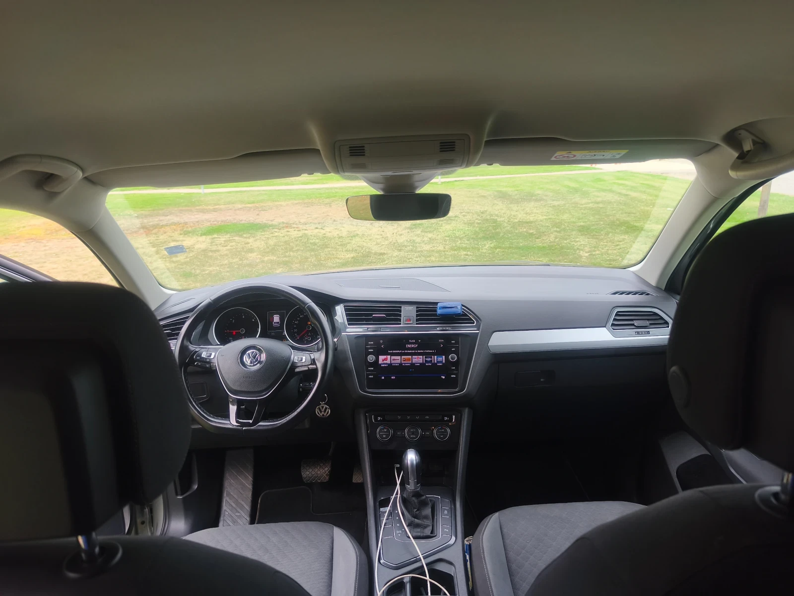 VW Tiguan 2.0 D 150, снимка 10 - Автомобили и джипове - 55702033
