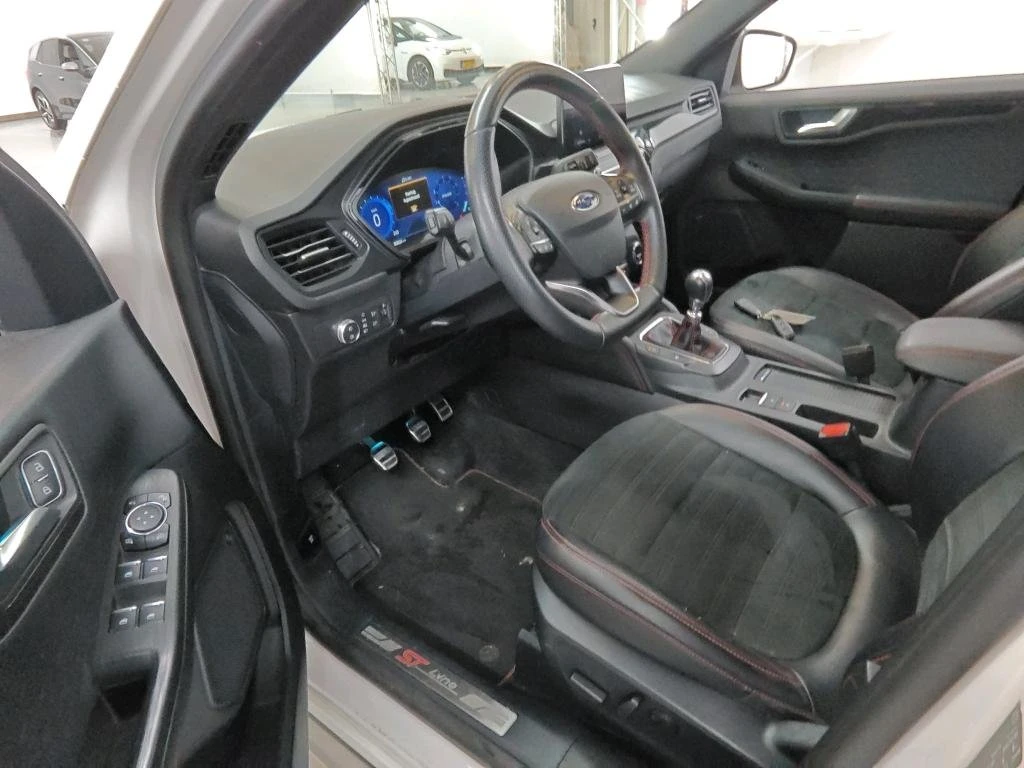 Ford Kuga 1.5 EcoBoost ST Line X , снимка 14 - Автомобили и джипове - 53900162
