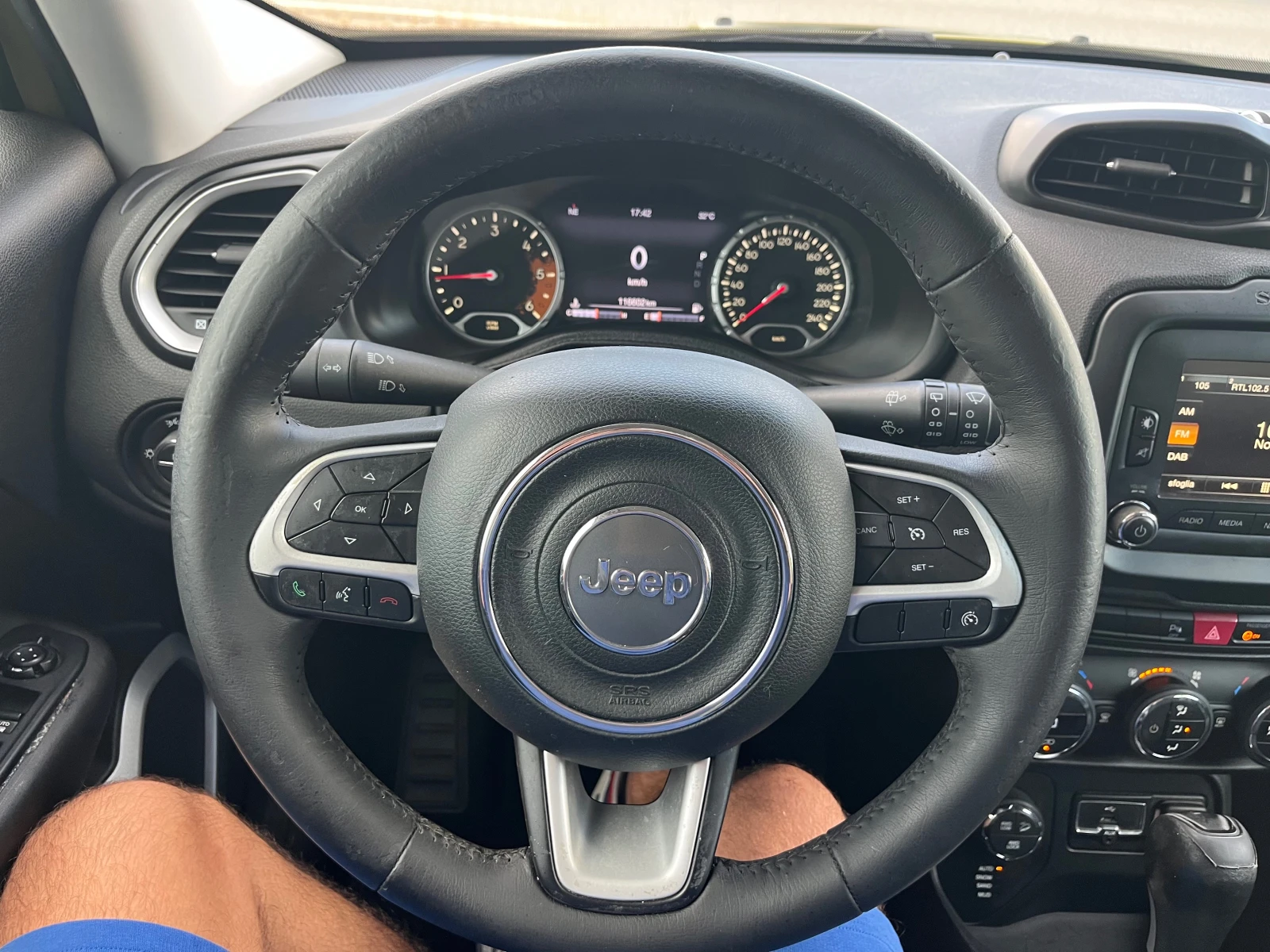 Jeep Renegade 2.0 AVTOMAT 4* 4, снимка 14 - Автомобили и джипове - 54874166