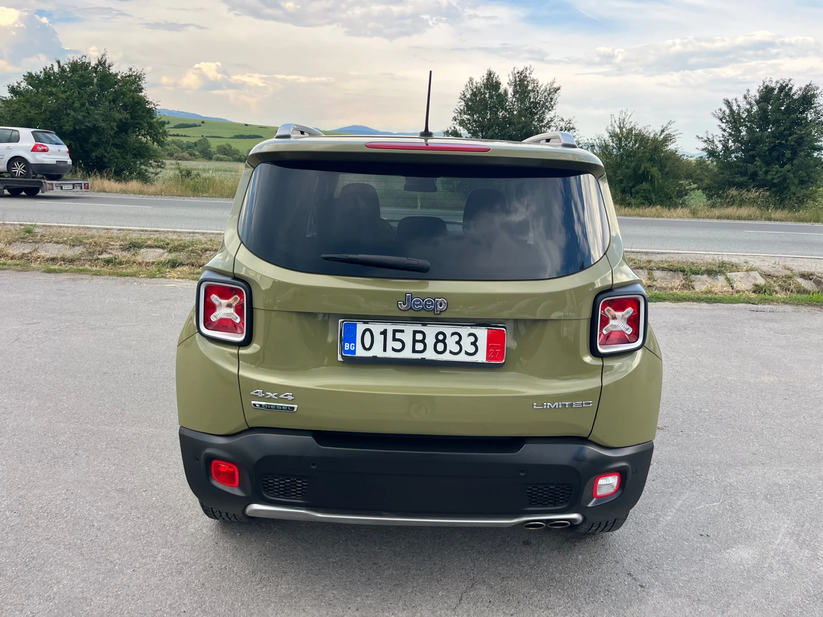 Jeep Renegade 2.0 AVTOMAT 4* 4, снимка 5 - Автомобили и джипове - 54874166