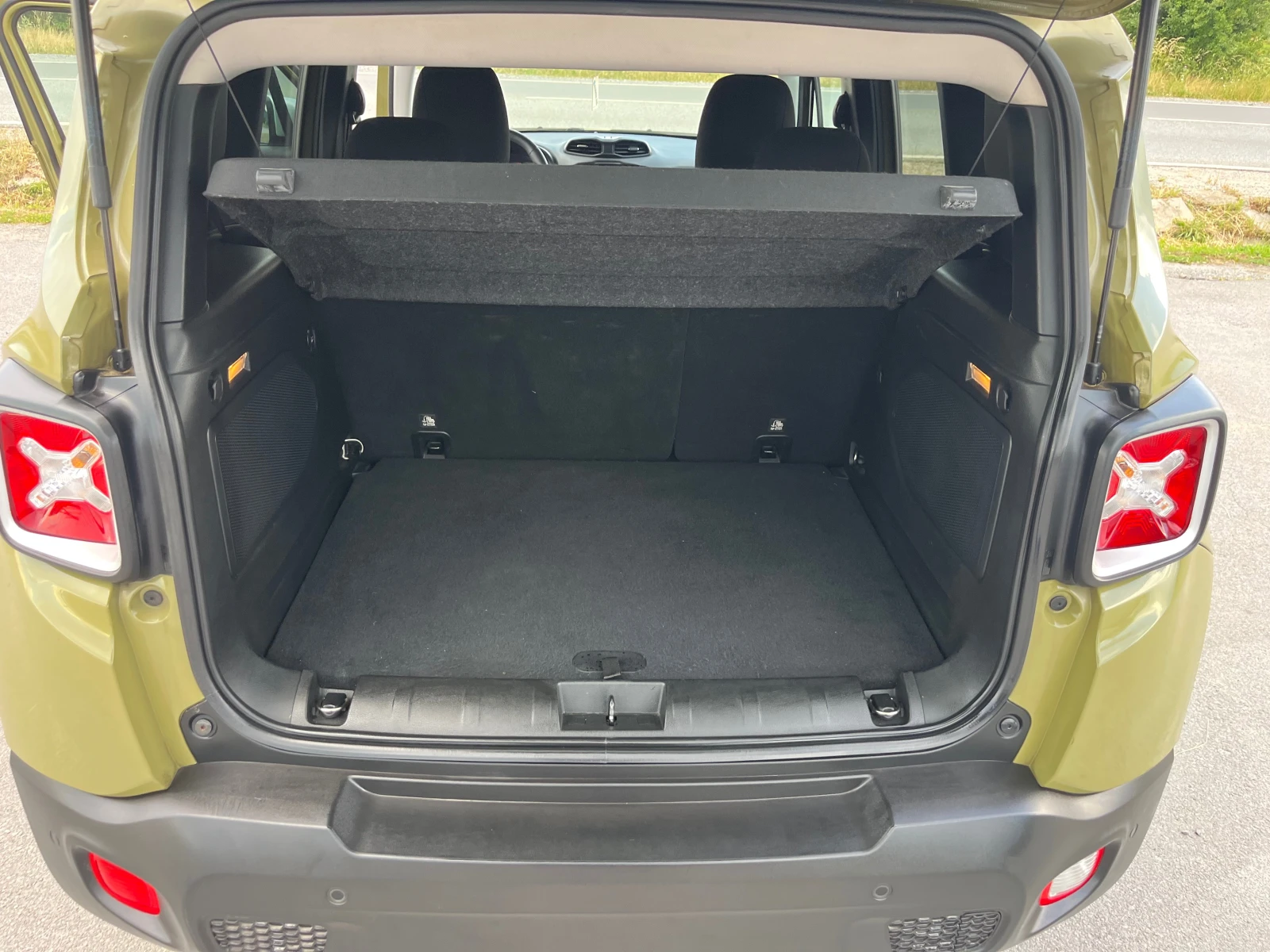 Jeep Renegade 2.0 AVTOMAT 4* 4, снимка 12 - Автомобили и джипове - 54874166