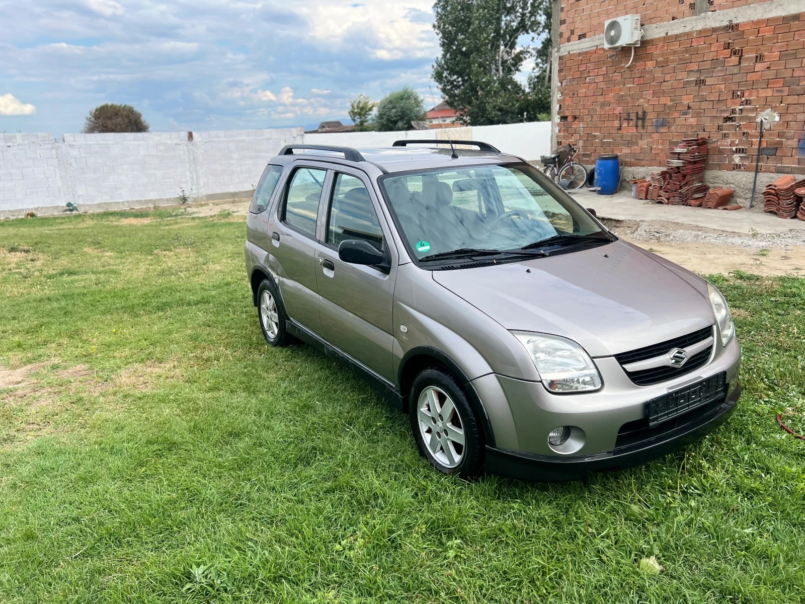 Suzuki Ignis, снимка 3 - Автомобили и джипове - 55193778