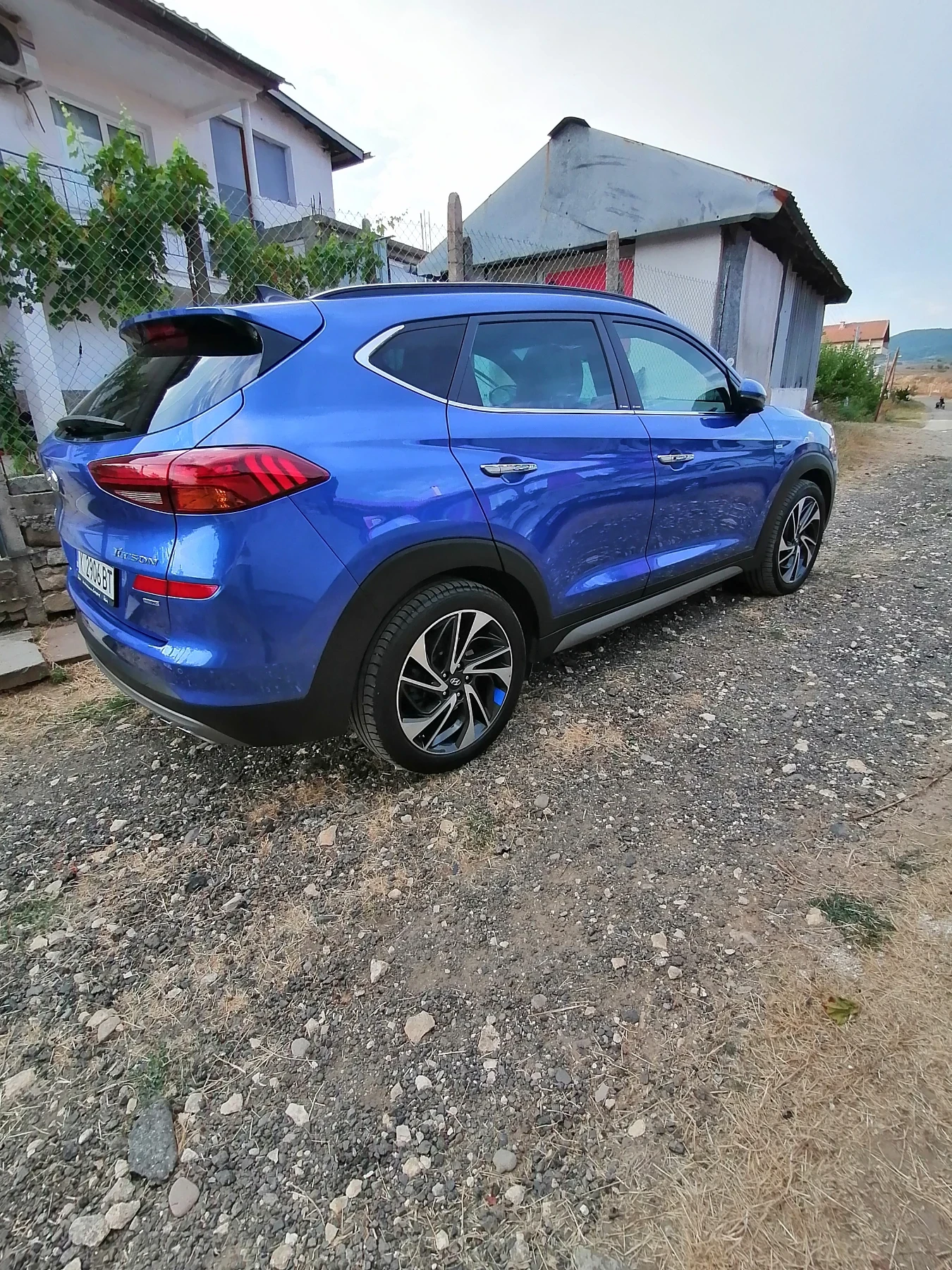 Hyundai Tucson 2.0CRDI* Premium* 4х4* 185кс* Пано* Германия , снимка 14 - Автомобили и джипове - 55624342