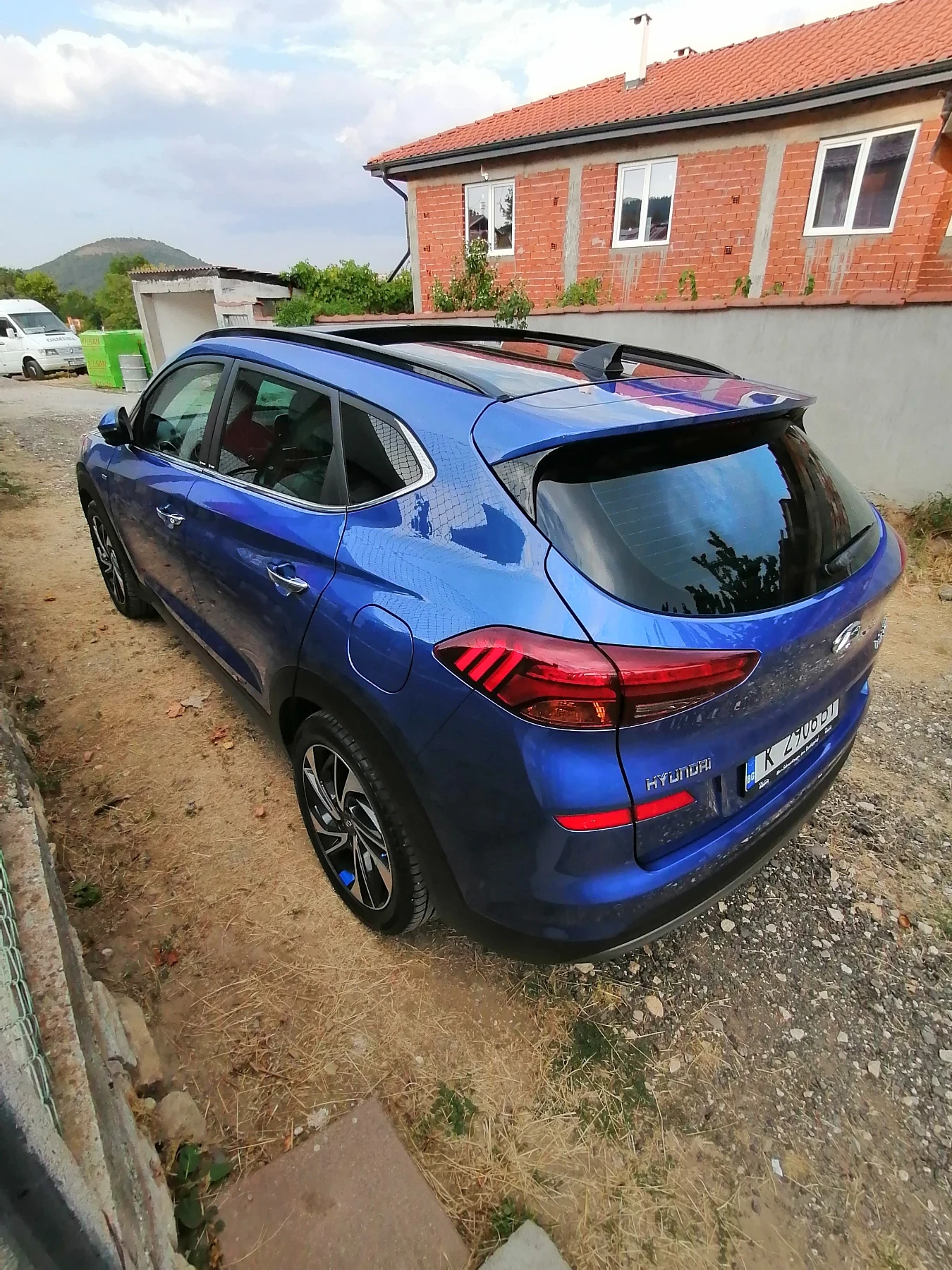 Hyundai Tucson 2.0CRDI* Premium* 4х4* 185кс* Пано* Германия , снимка 13 - Автомобили и джипове - 55624342