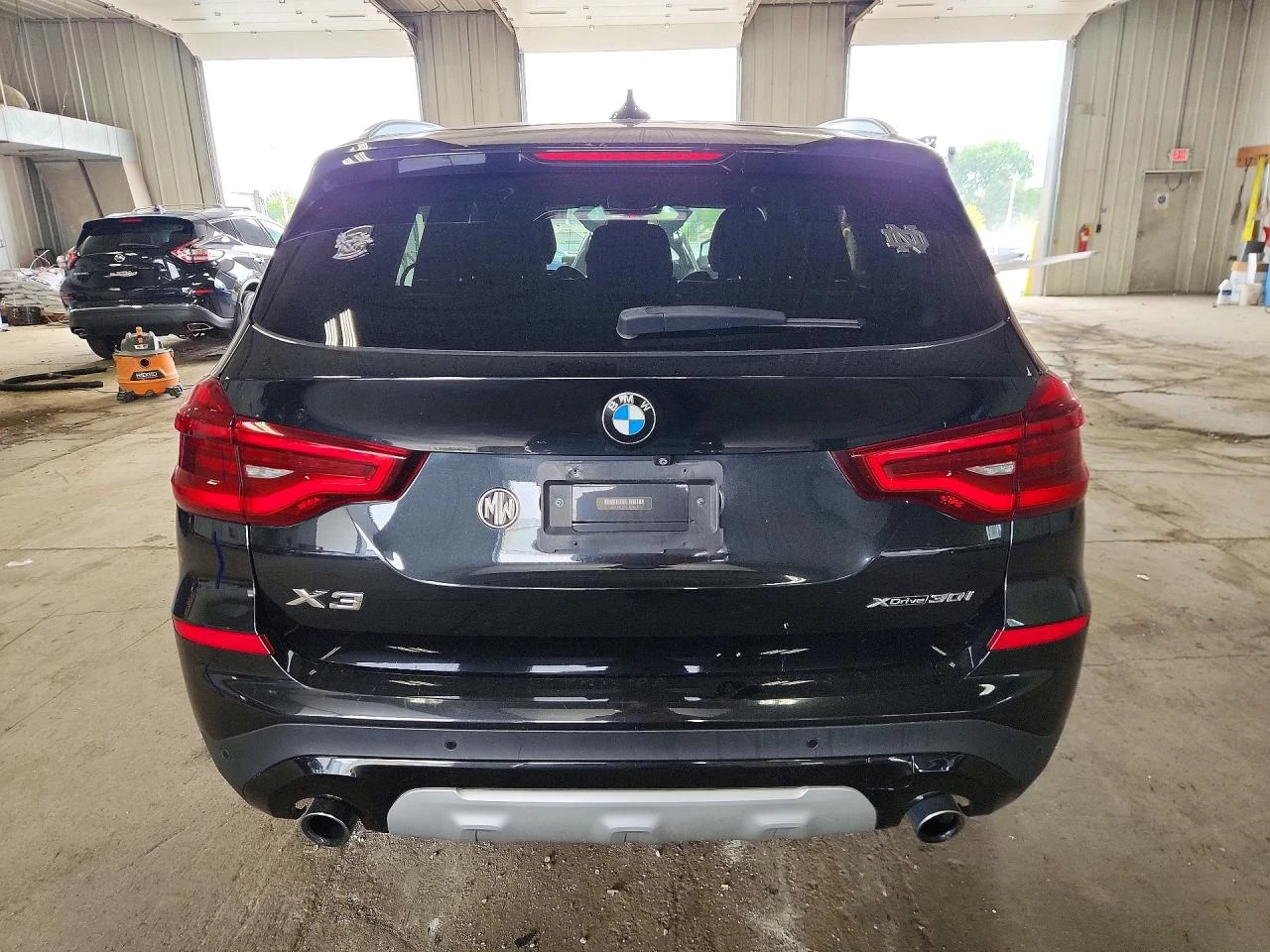 BMW X3 2.0l xDrive30I, снимка 6 - Автомобили и джипове - 55944759