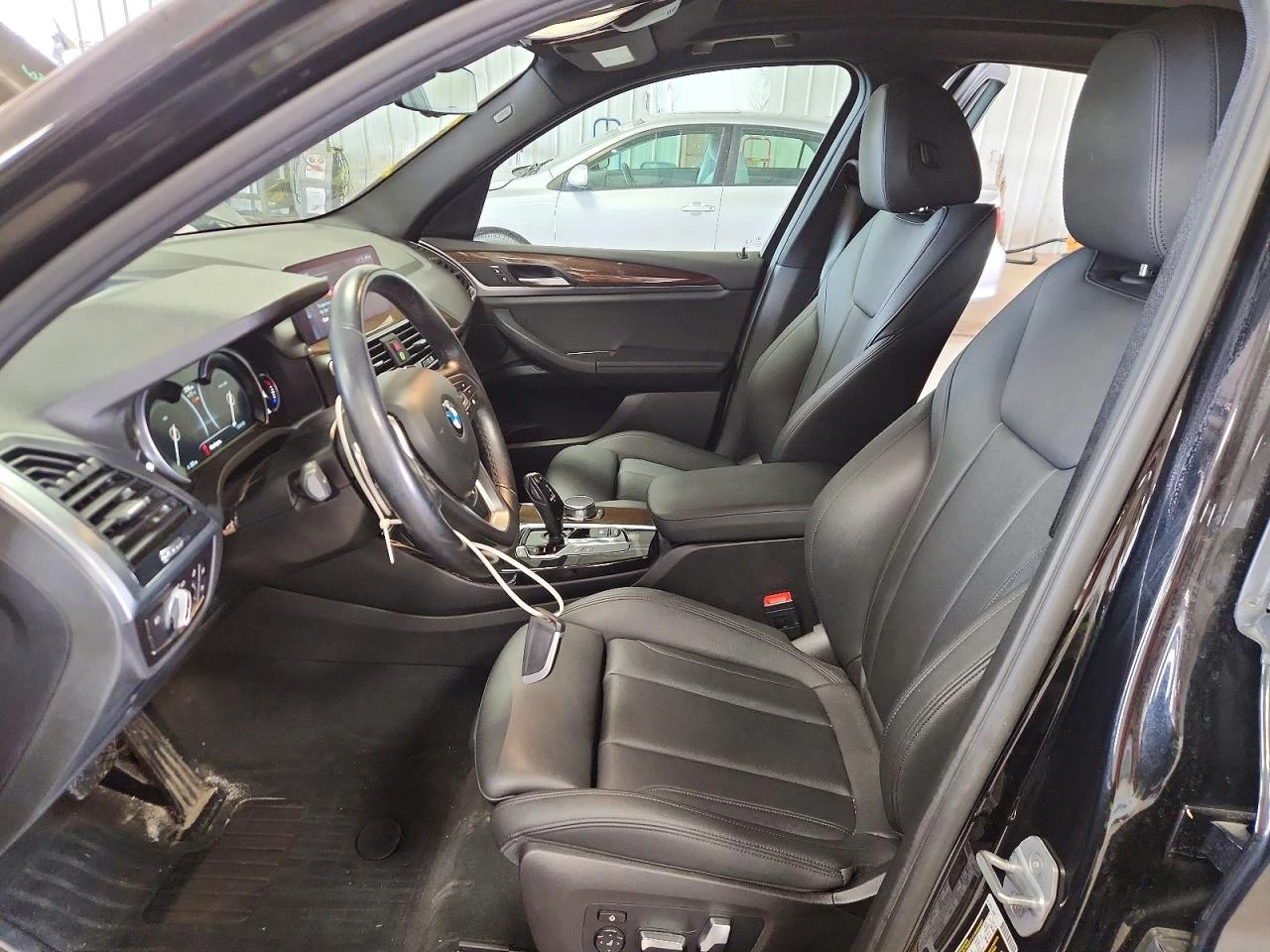 BMW X3 2.0l xDrive30I, снимка 7 - Автомобили и джипове - 55944759