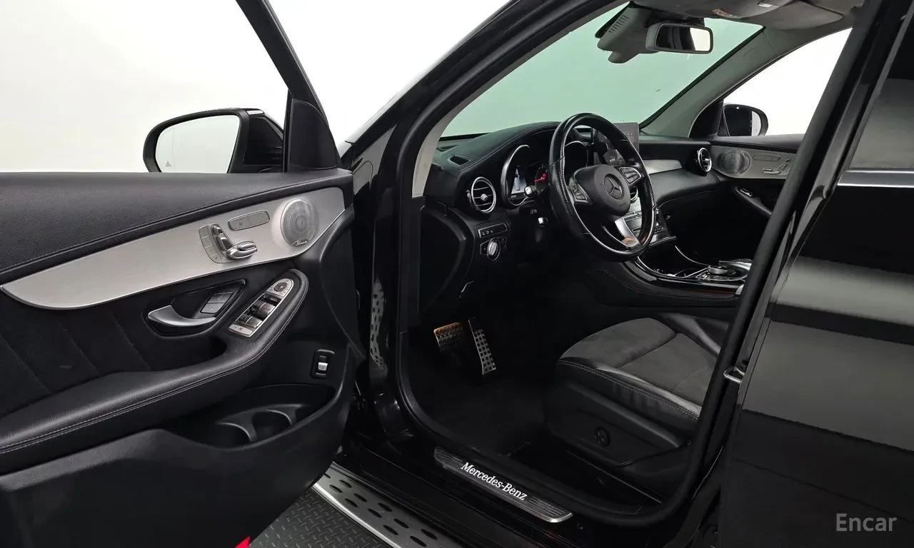 Mercedes-Benz GLC 300 AMG LINE* * 4MATIC* * 360 * * MEMORY* * BURMESTER* | Mobile.bg � ����������� 9
