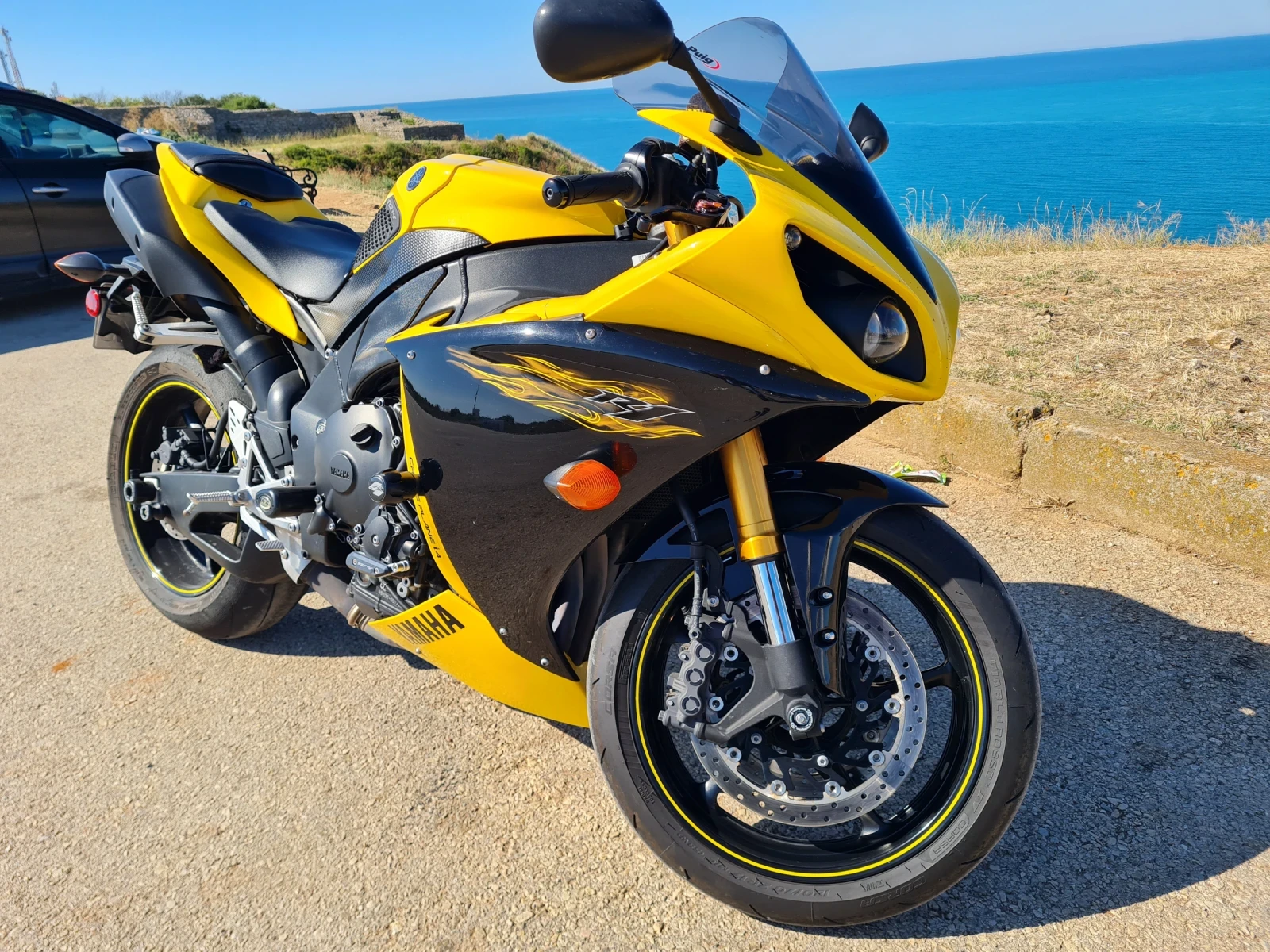 Yamaha YZF-R1 Big Bang