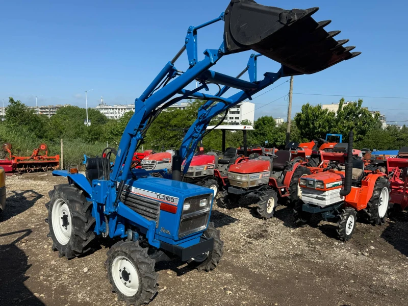 Трактор ISEKI TL2100 4x4, снимка 2 - Селскостопанска техника - 52726682