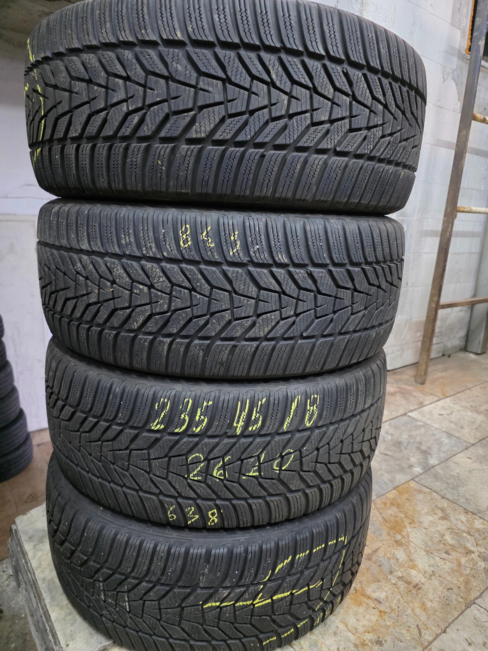 ���� 235/45R18 | Mobile.bg � ����������� 6