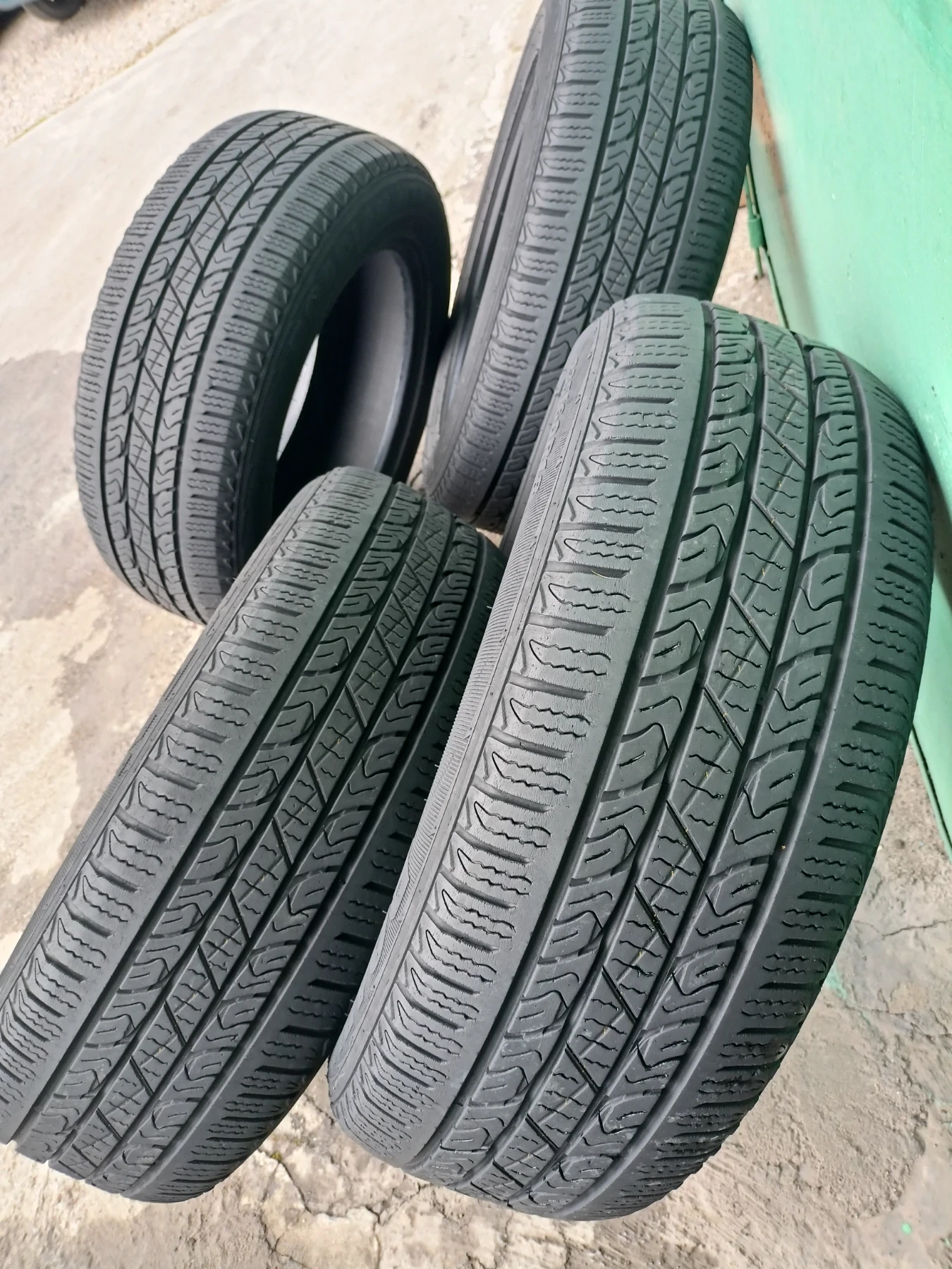 Гуми Летни 235/60R18